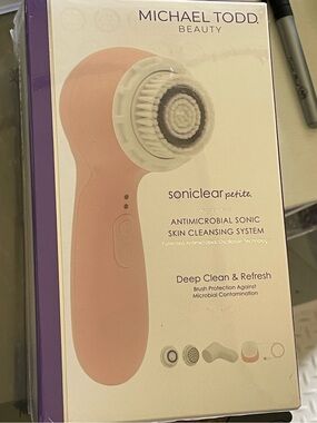 Michael Todd Beauty Soniclear Petite Antimicrobial Sonic Cleansing Brush - Pink